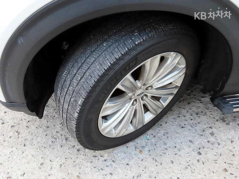 Ford Explorer(6세대)Gasoline Turbo 2.3 AWD Limited - 20