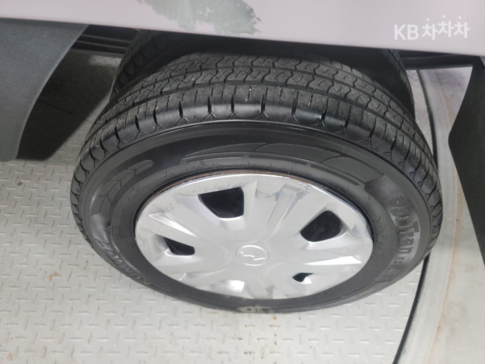 Kia The New (facelift) Bongo 3 (light truck) EVBox Truck 1 Ton 저상형 King Cab Extra Long Standard - 26