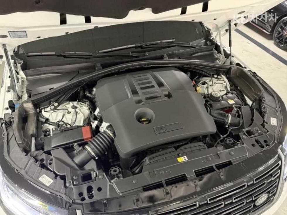 Land Rover Range Rover 벨라P400 Dynamic HSE - 6