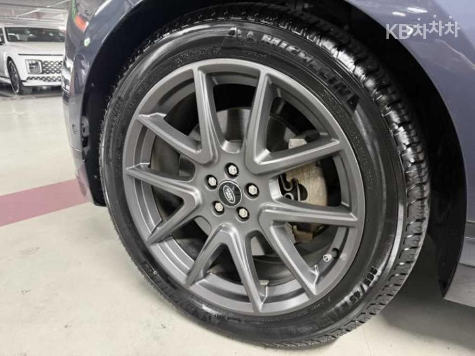 Land Rover Range Rover 벨라P400 Dynamic HSE - 6