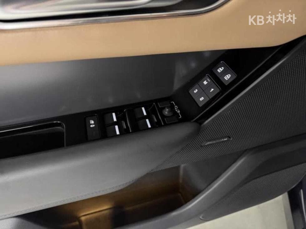 Land Rover Range Rover 벨라P400 Dynamic HSE - 14