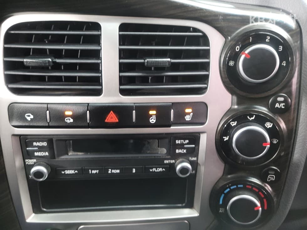 Kia Bongo 3 (light truck)1 Ton Extra Long King Cab CRDi DLX - 11