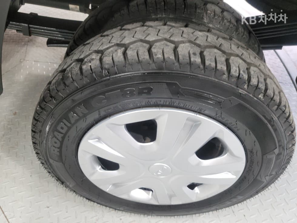 Kia Bongo 3 (light truck)1 Ton Extra Long King Cab CRDi DLX - 18