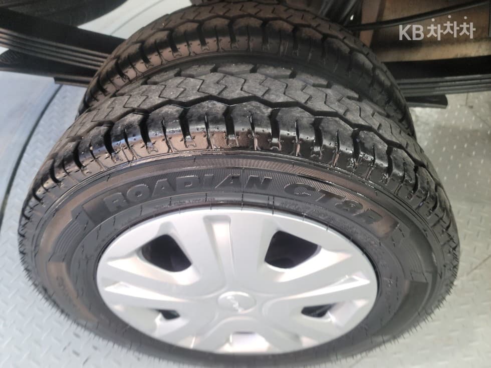 Kia Bongo 3 (light truck)1 Ton Extra Long King Cab CRDi DLX - 19