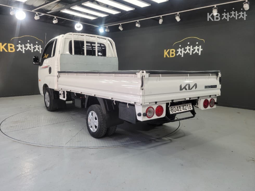 Kia Bongo 3 (light truck)1 Ton Extra Long King Cab CRDi DLX - 5