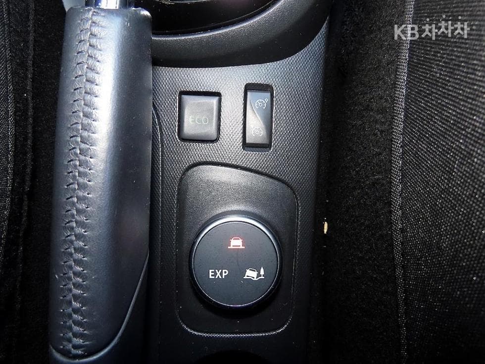 Renault Korea QM3RE Signature - 15