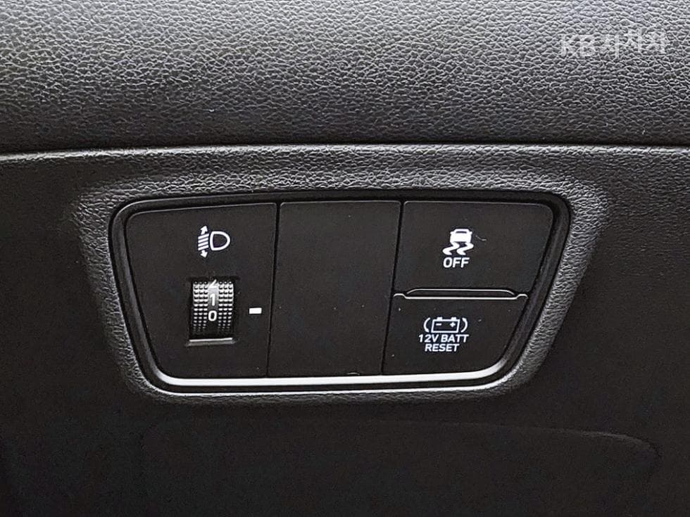 Hyundai The All New Tucson Hybrid(NX (Lexus SUV)4)1.6T HEV Premium - 10