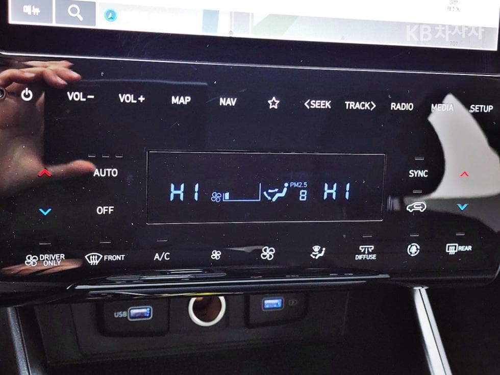 Hyundai The All New Tucson Hybrid(NX (Lexus SUV)4)1.6T HEV Premium - 13