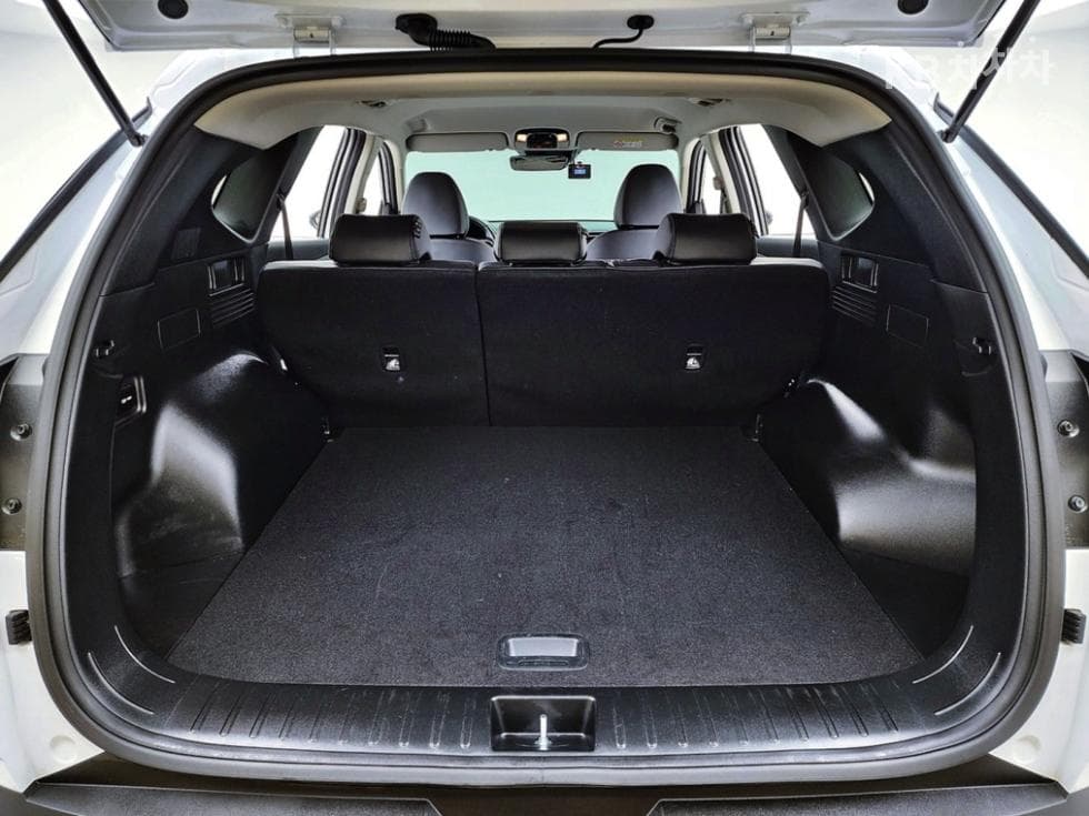 Hyundai The All New Tucson Hybrid(NX (Lexus SUV)4)1.6T HEV Premium - 17