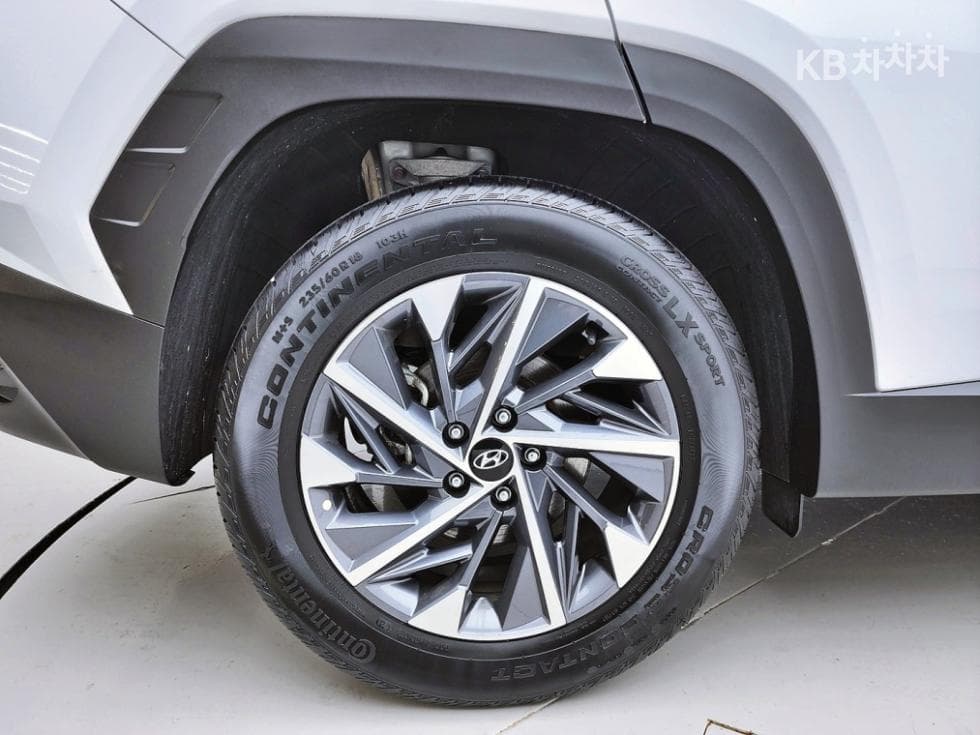 Hyundai The All New Tucson Hybrid(NX (Lexus SUV)4)1.6T HEV Premium - 20