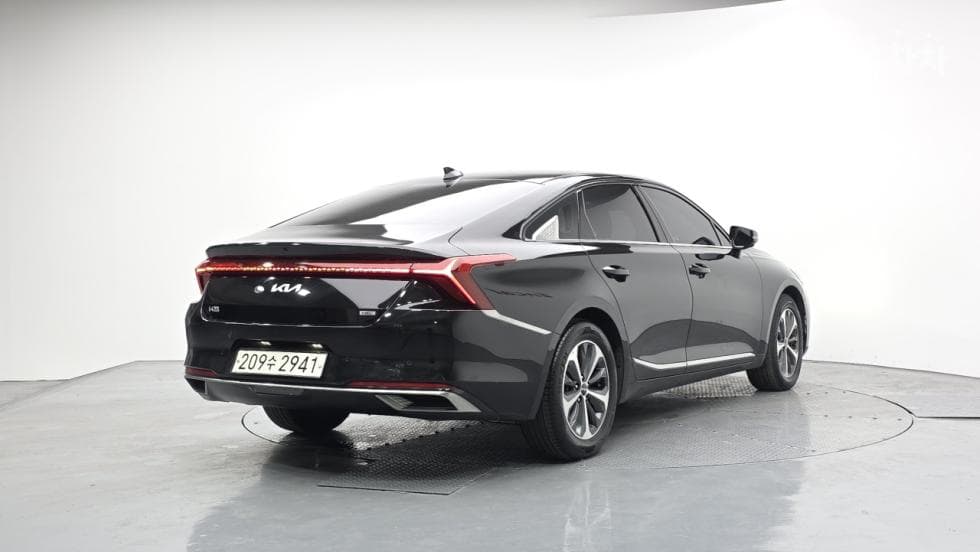 Kia K8 Hybrid1.6 Turbo Noblesse - 2