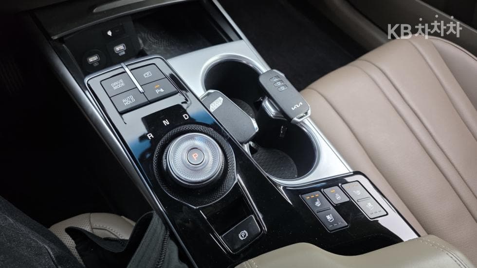 Kia K8 Hybrid1.6 Turbo Noblesse - 20