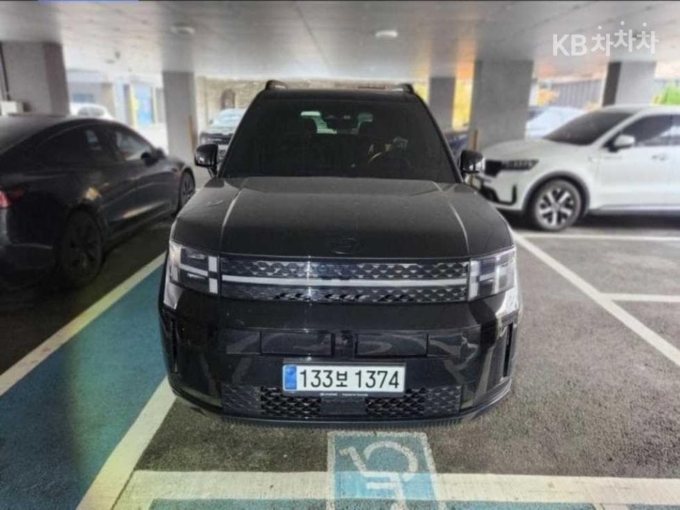 Hyundai The All New Santa Fe MX5 Gasoline 2.5T AWD Calligraphy - Image 1