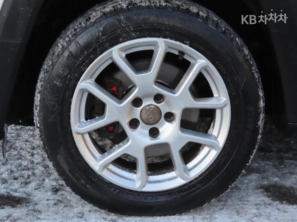 지프 레니게이드2.4 Limited FWD - 19