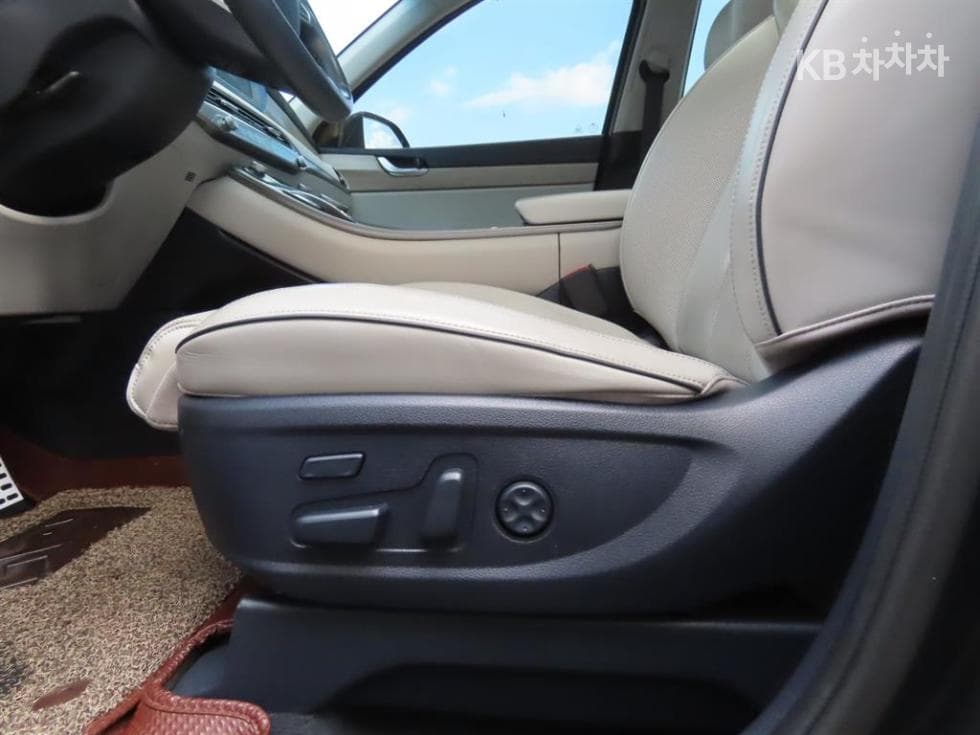 Hyundai Palisade2.2 Diesel 7-seater (Limousine) AWD Prestige - 15