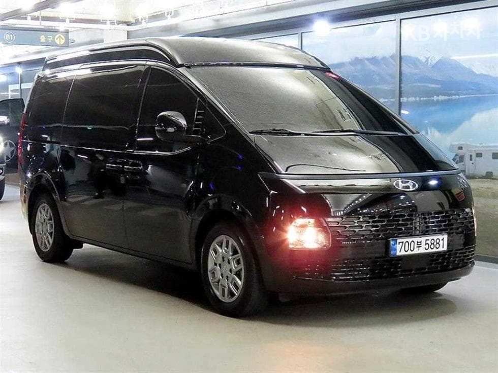 Hyundai Staria2.2 Tourer 11 AWD Modern - 2