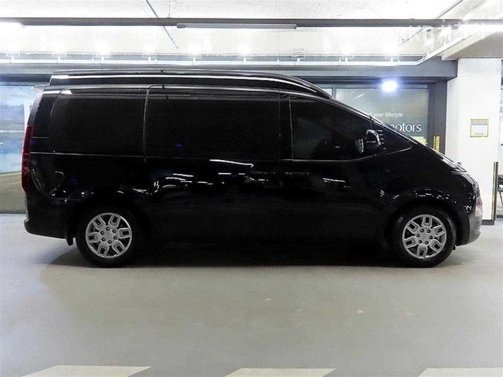 Hyundai Staria2.2 Tourer 11 AWD Modern - 3