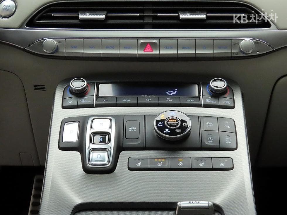 Хюндай Palisade3.8 Бензин 8-местен AWD Престиж - 9