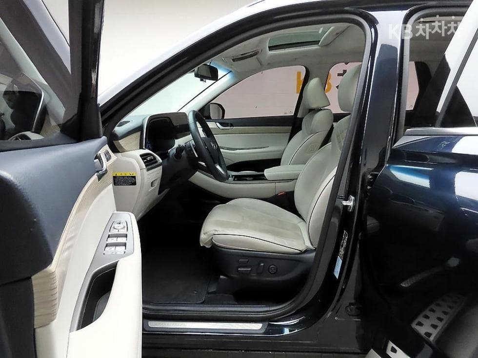 Хюндай Palisade3.8 Бензин 8-местен AWD Престиж - 12