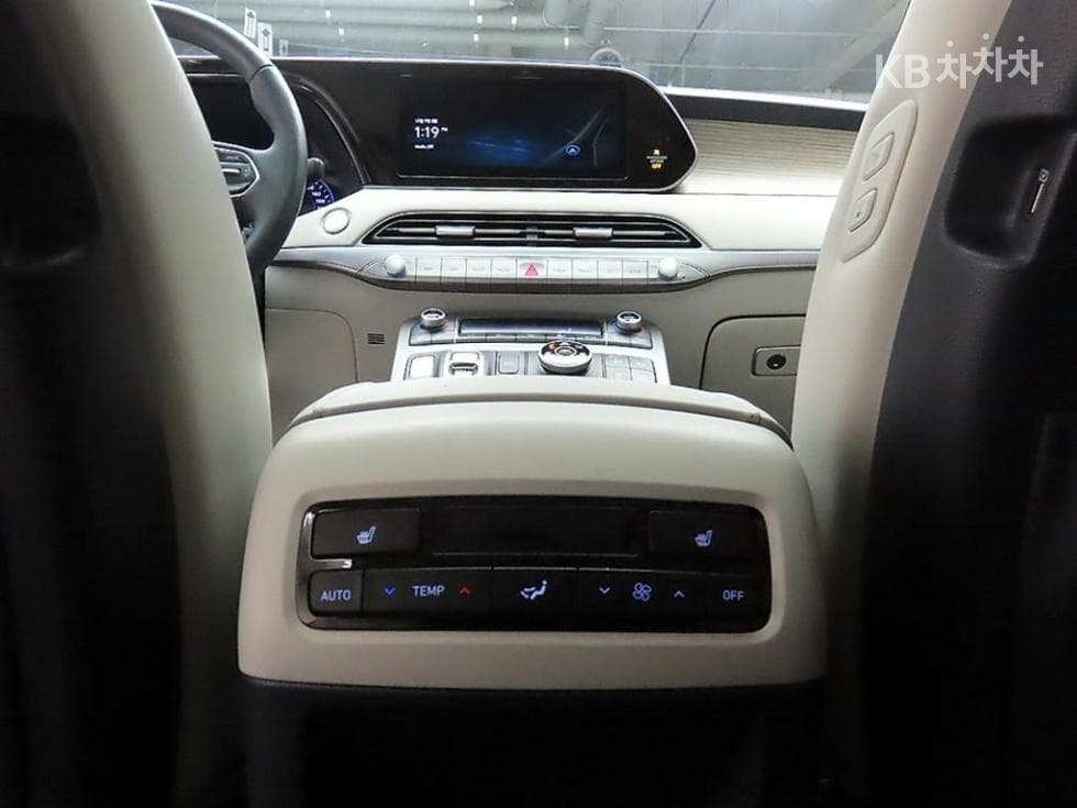 Хюндай Palisade3.8 Бензин 8-местен AWD Престиж - 14