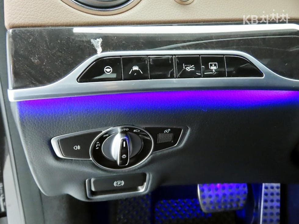 Mercedes-Benz New S-ClassS400L d 4Matic - 14