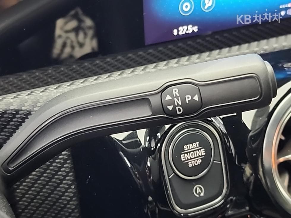 Mercedes-Benz A클래스(W177)A220 Sedan - - 8