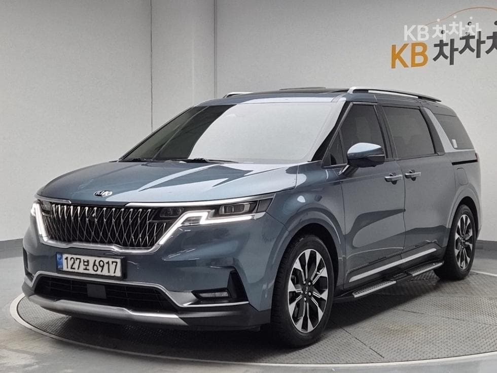 Kia Carnival 4th generation G3.5 GDI 9-seater Signature - Image 1