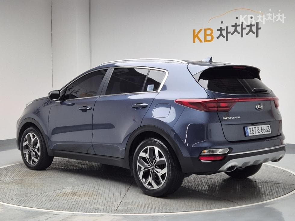 Киа Sportage 더 볼드2.0 Дизел 2WD Престиж - 2