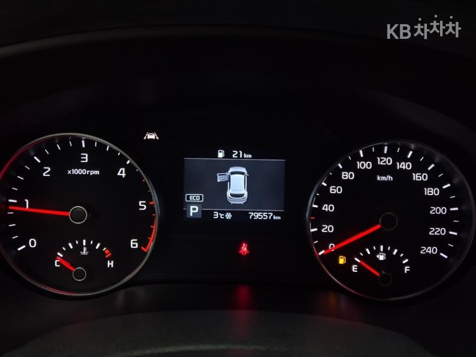 Киа Sportage 더 볼드2.0 Дизел 2WD Престиж - 6