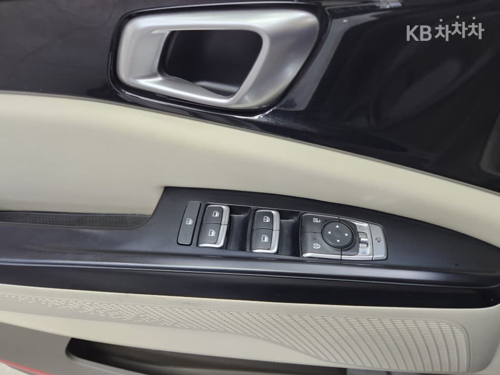 Kia Carnival 4th generationD2.2 9-seater Prestige - 7