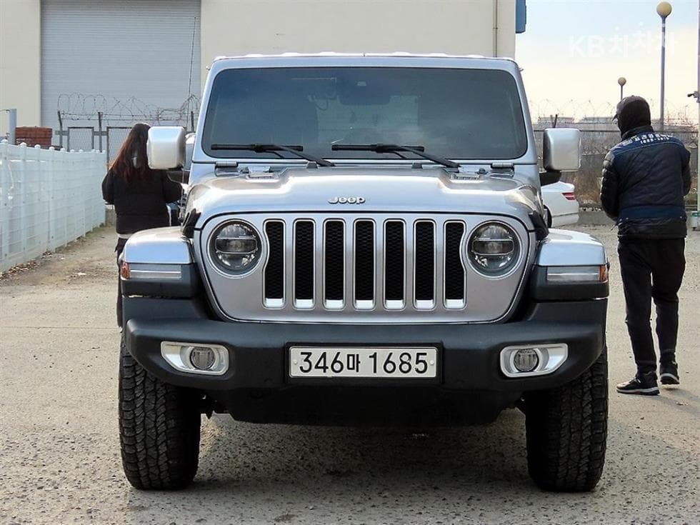 지프 랭글러 (JL)2.0 오버랜드 4도어 Стандартен