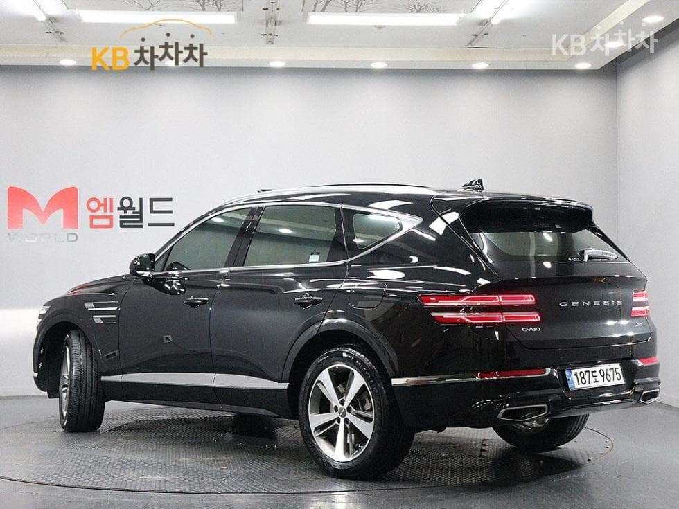 Genesis GV802.5 Turbo Gasoline AWD - 4