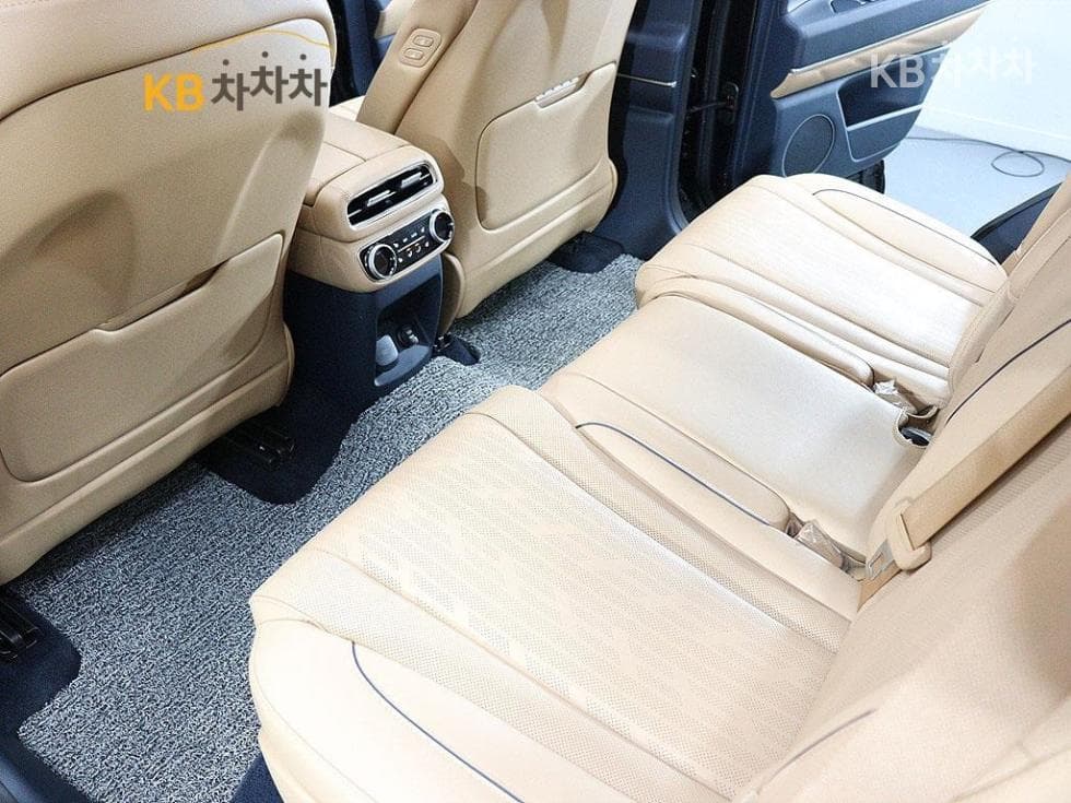 Genesis GV802.5 Turbo Gasoline AWD - 15