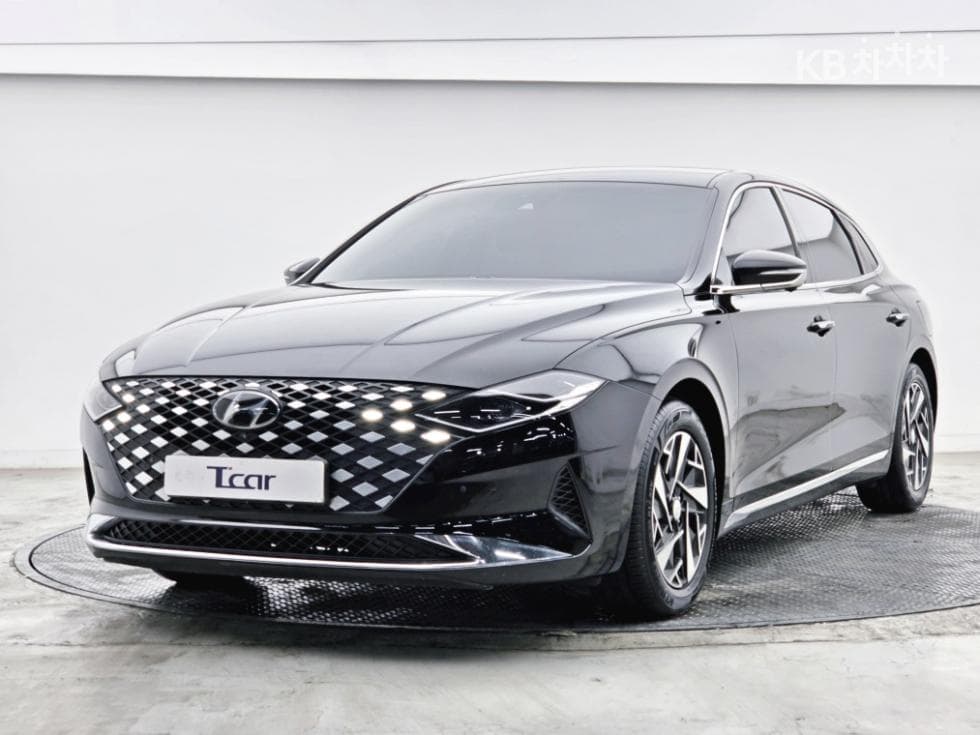 Hyundai The New (facelift) Grandeur (Azera) Hybrid 2.4 Premium 초이스 - Image 1