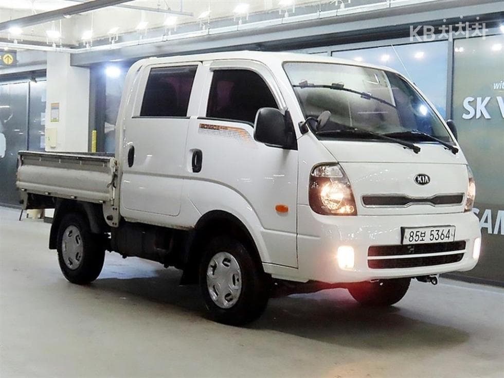 Киа Бонго 3 (лек) 4x4 장축 Двойна Кабина Limited Limited - Image 1