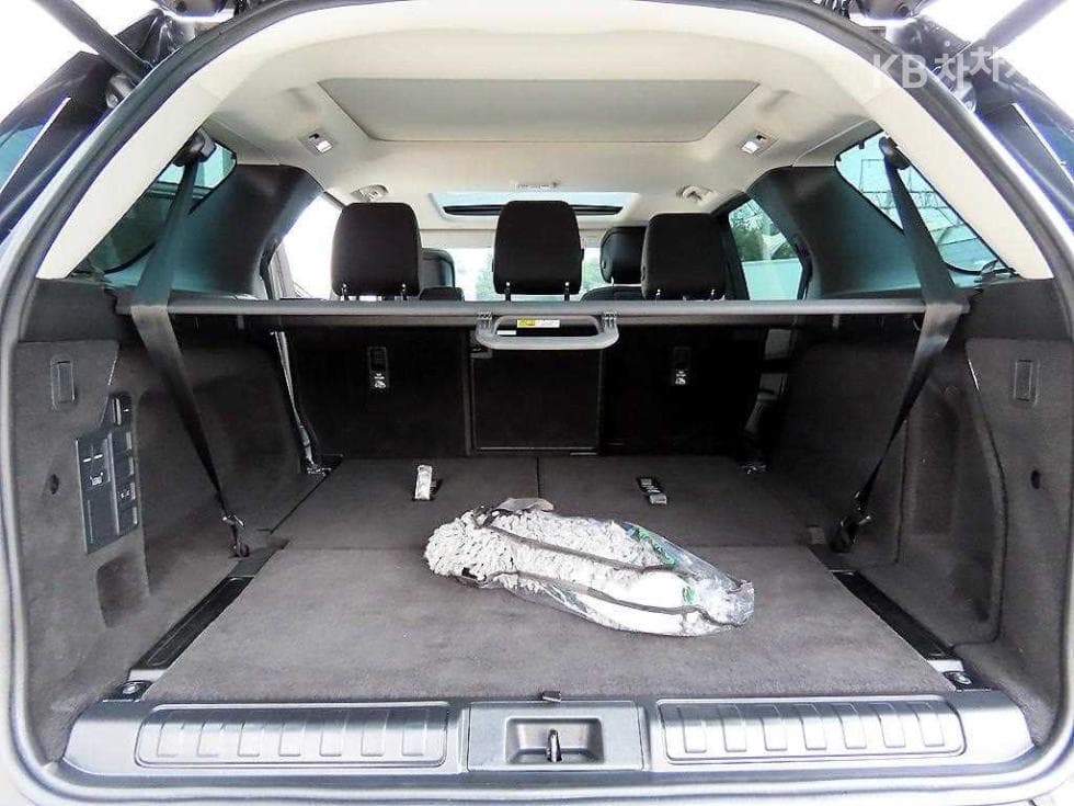 Land Rover 디스커버리5P300 SE - 17