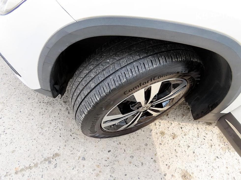 Mercedes-Benz GLA H247220 - 20