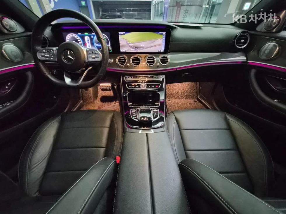 Mercedes-Benz E-Class (W213)E350 4MATIC Avantgarde - 5