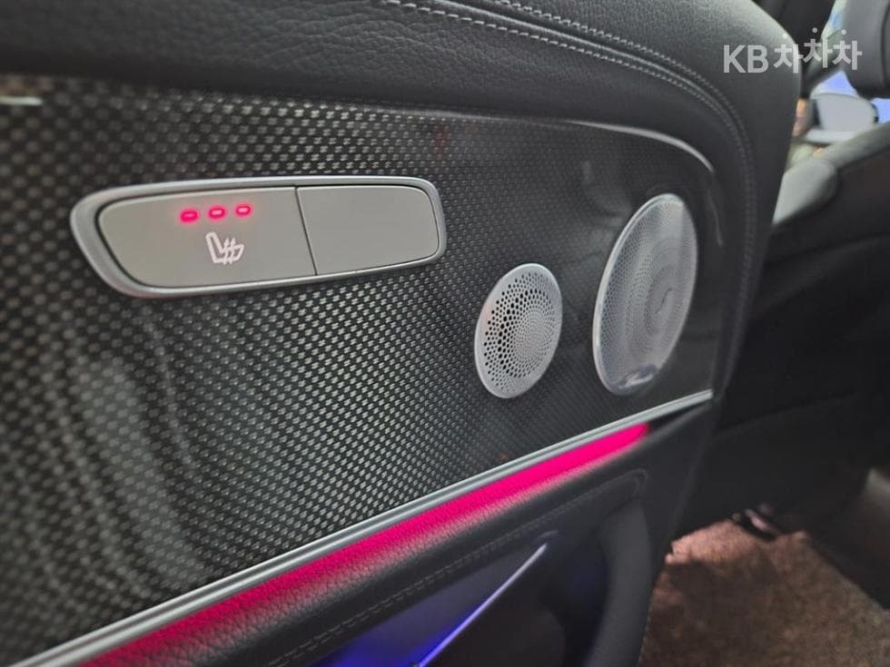 Mercedes-Benz E-Class (W213)E350 4MATIC Avantgarde - 12