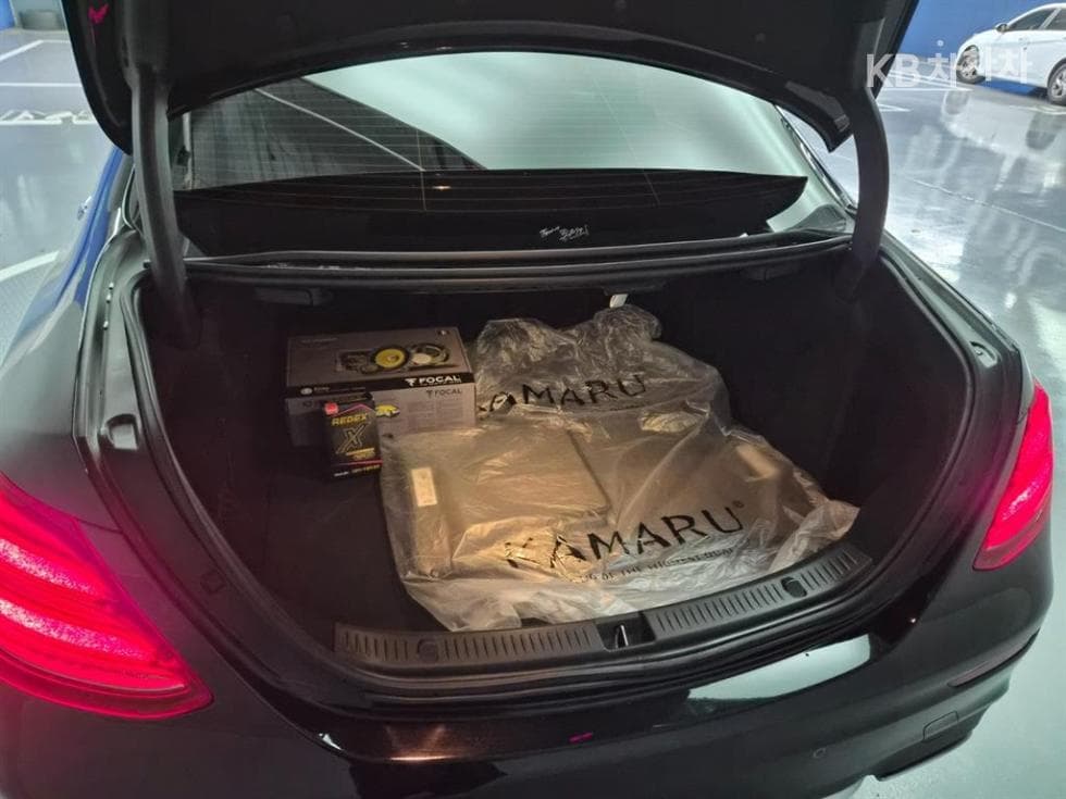 Mercedes-Benz E-Class (W213)E350 4MATIC Avantgarde - 18