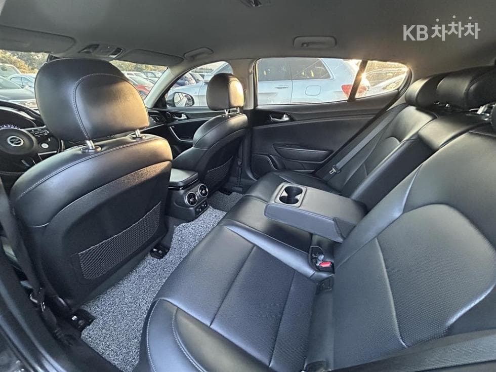 Киа Stinger2.2 Дизел 4x4 프라임 - 8