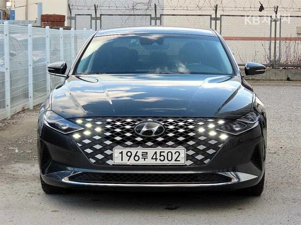 Хюндай The New (фейслифт) Grandeur (Azera)2.5 Premium 초이스