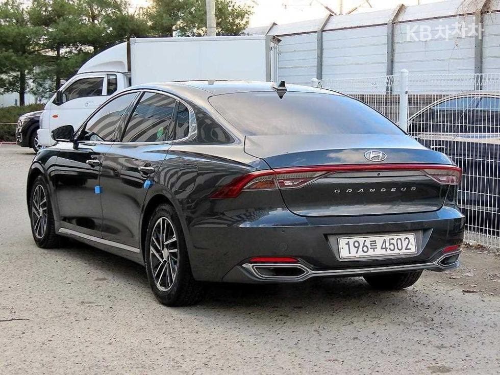 Хюндай The New (фейслифт) Grandeur (Azera)2.5 Premium 초이스 - 3