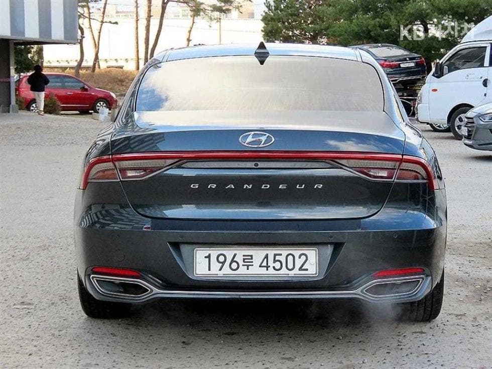 Хюндай The New (фейслифт) Grandeur (Azera)2.5 Premium 초이스 - 4