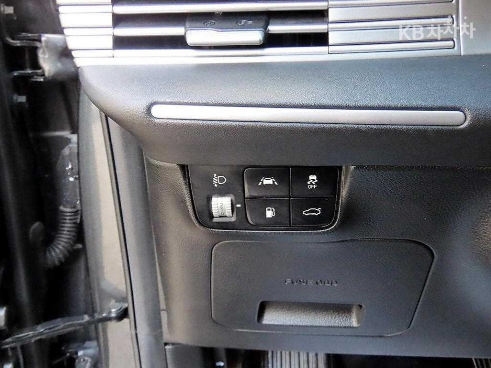 Хюндай The New (фейслифт) Grandeur (Azera)2.5 Premium 초이스 - 12