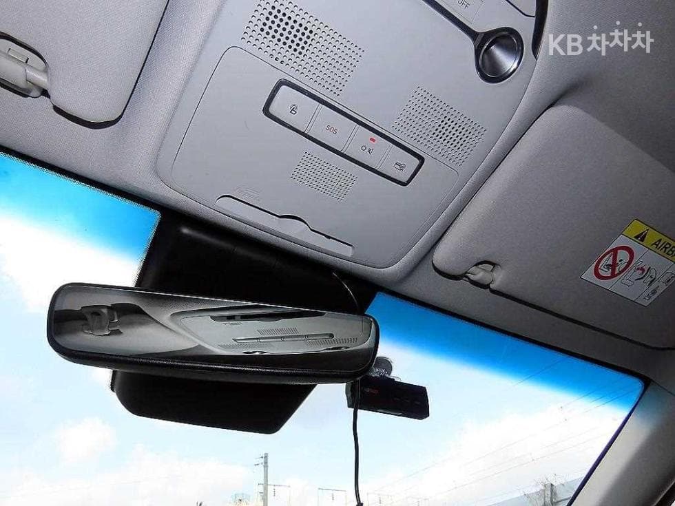 Хюндай The New (фейслифт) Grandeur (Azera)2.5 Premium 초이스 - 16