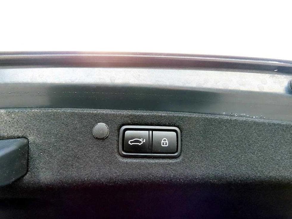 Хюндай The New (фейслифт) Grandeur (Azera)2.5 Premium 초이스 - 18