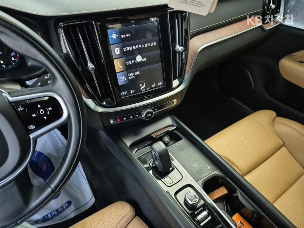 Volvo V60 CC(Second generation)B5 AWD Pro - 10