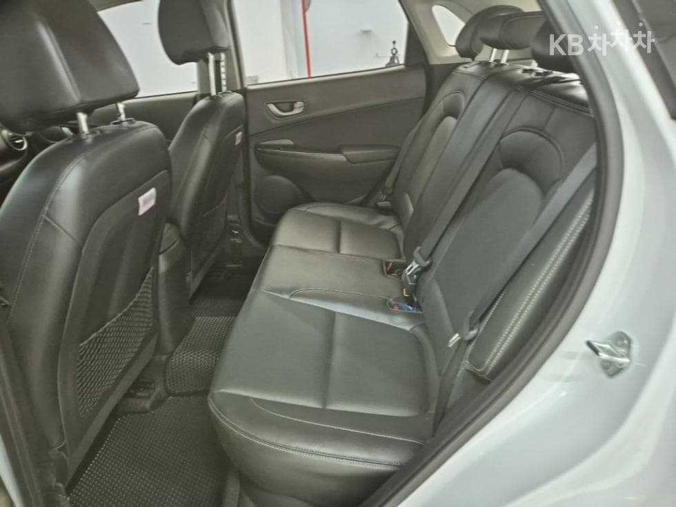 Hyundai KonaDiesel 1.6 Modern 초이스 - 12