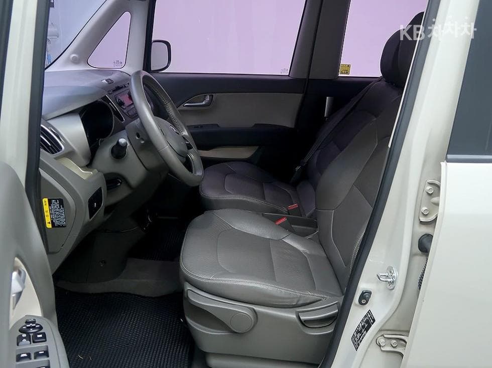 Kia Ray (van)1.0 Gasoline Luxury - 11